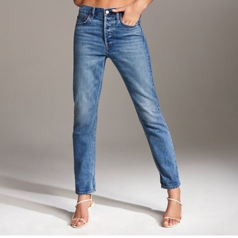 Aritzia Denim Forum Ex-Boyfriend Vintage Dark Wash High-waisted Jeans Size 31